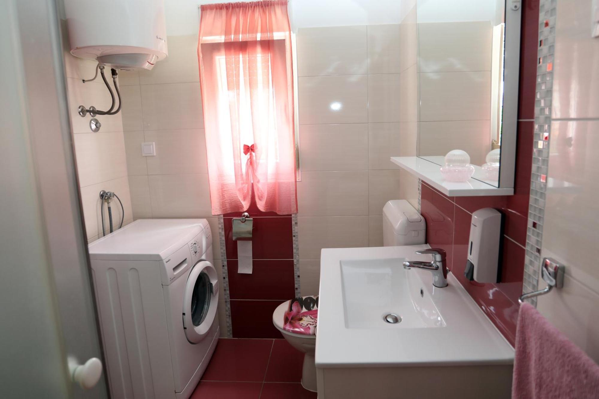 Loren Pula Ngoại thất bức ảnh